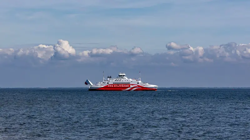Mit dem Schiff auf die Inseln